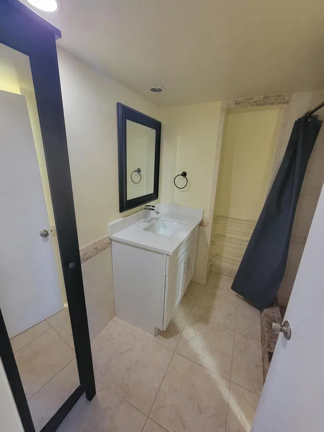 Residence photo 9