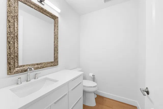 Residence photo 8