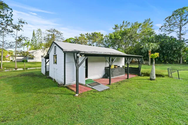 Residence photo 12