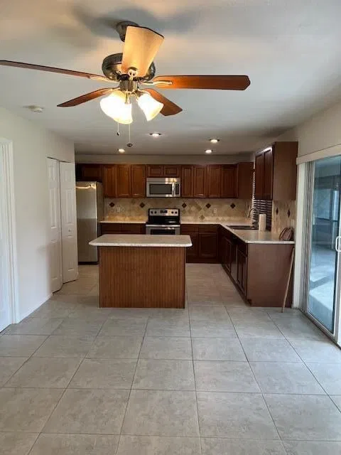Residence photo 5