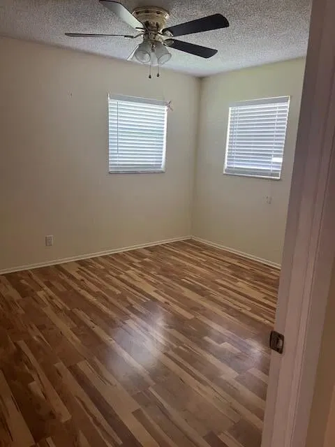 Residence photo 8