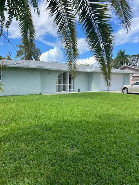 Residence photo 11