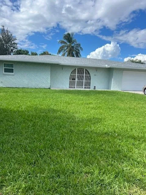 Residence photo 12