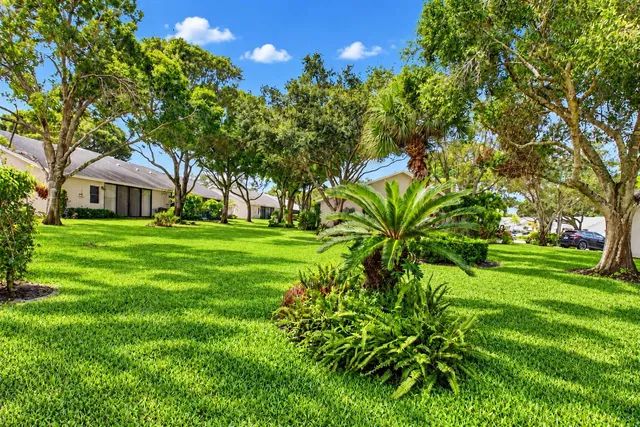 Residence photo 26