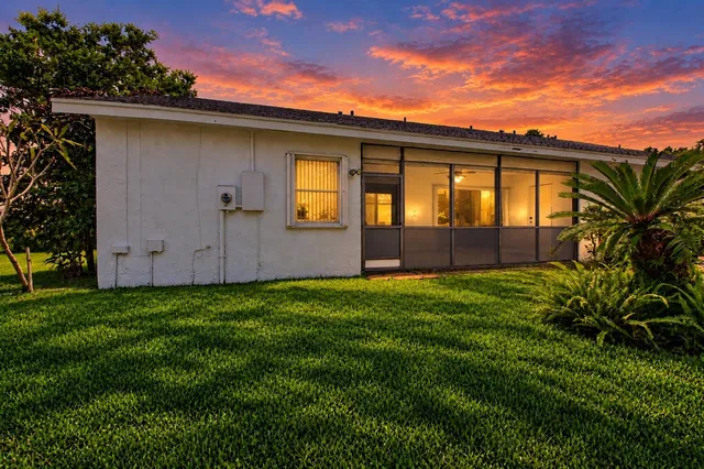 Residence photo 27