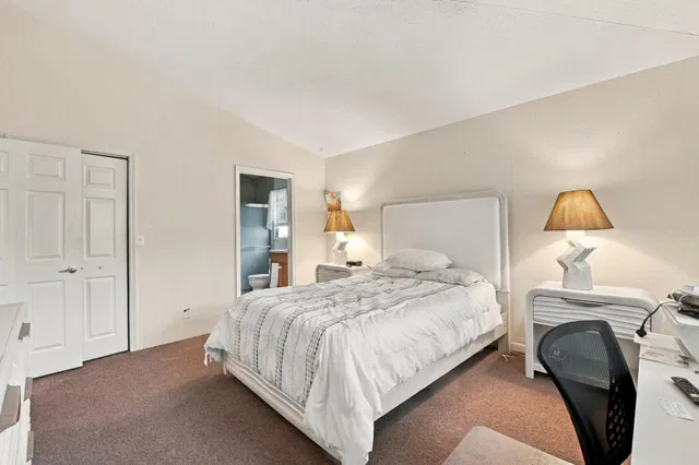 Residence photo 13