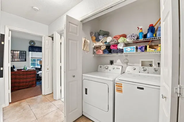 Residence photo 20