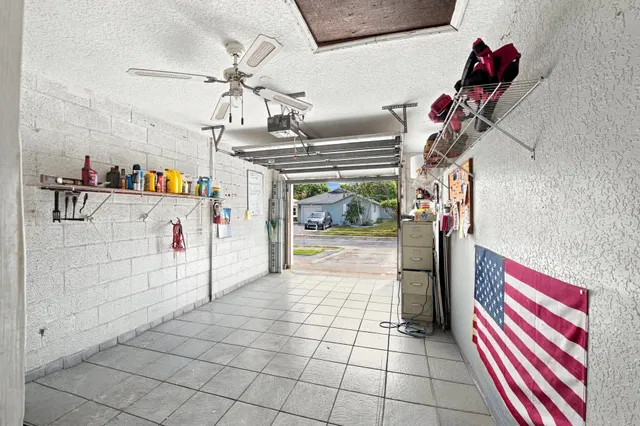 Residence photo 21