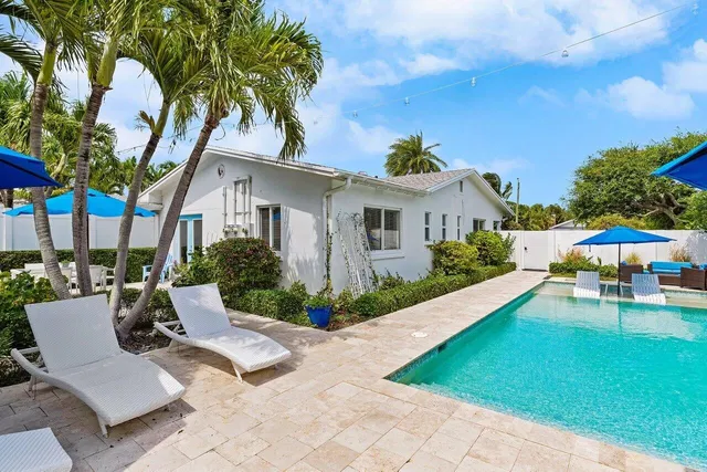 Palm Trail Delray Beach Residence photo 5