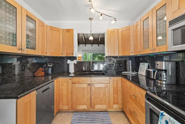 Palm Trail Delray Beach Residence photo 18