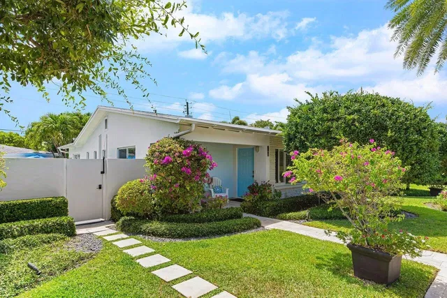 Palm Trail Delray Beach Residence photo 30