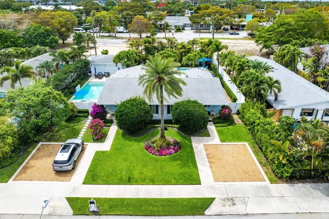 Palm Trail Delray Beach Residence photo 31