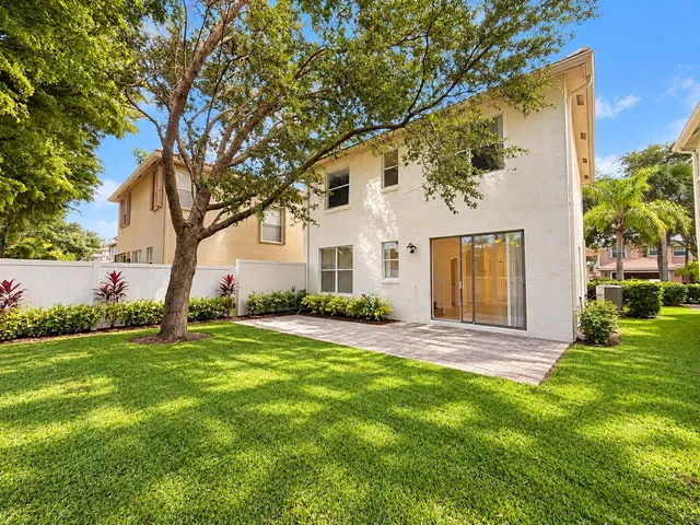 Residence photo 9
