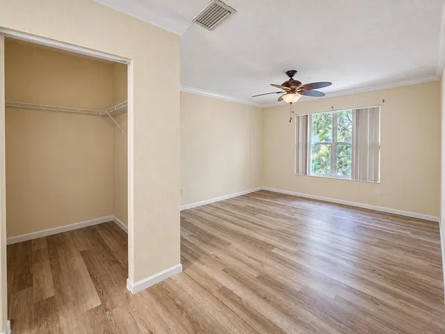 Residence photo 10