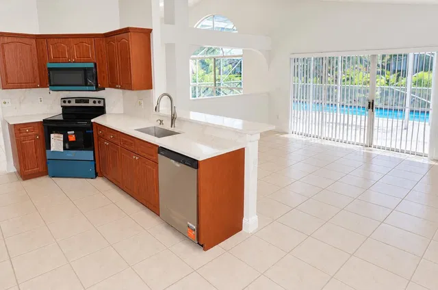 Residence photo 5
