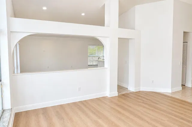 Residence photo 10
