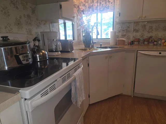  Residence photo 5