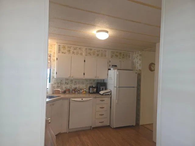  Residence photo 6