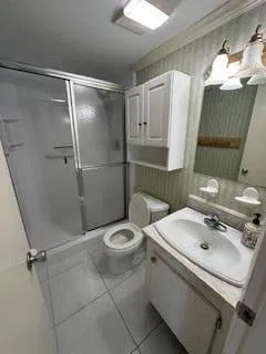 Unit 205 photo 3