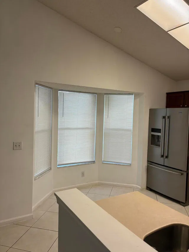 Residence photo 2
