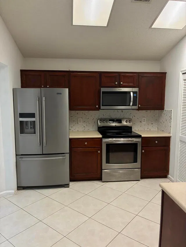 Residence photo 15