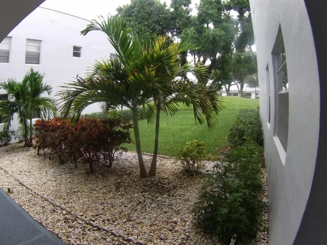 Residence photo 3