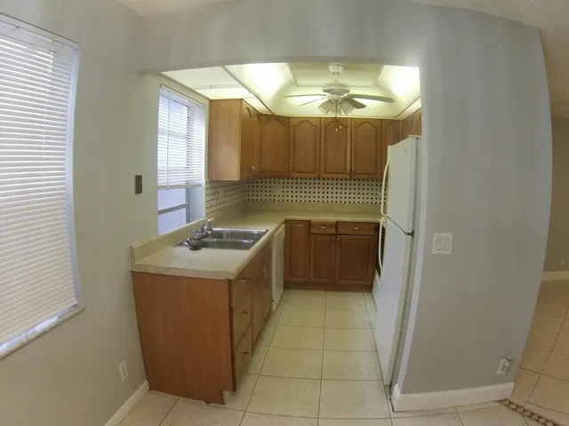 Residence photo 9