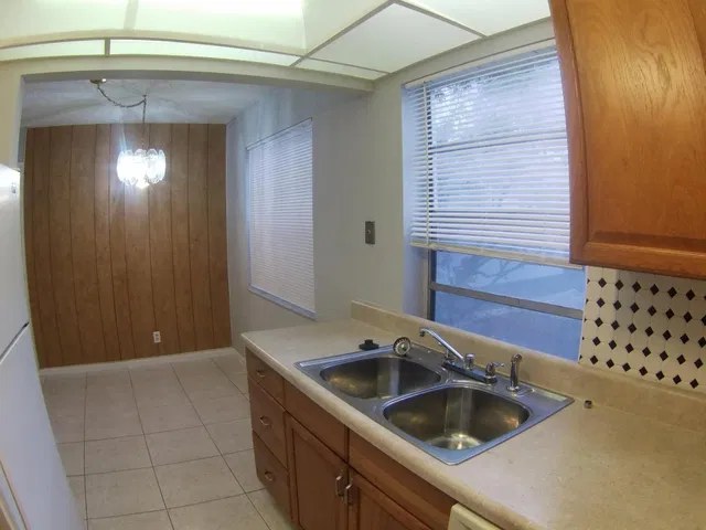 Residence photo 18