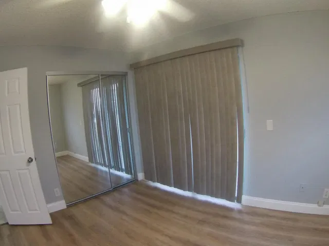 Residence photo 33