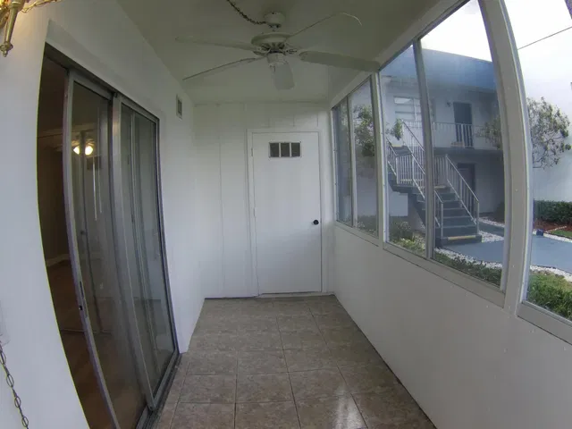 Residence photo 38