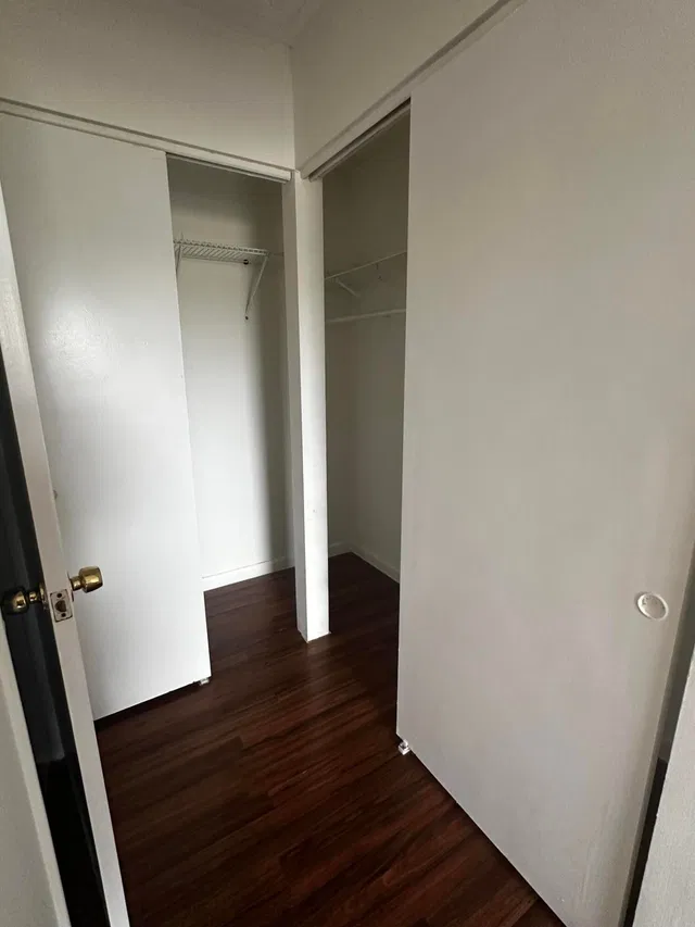 Unit 204 photo 8