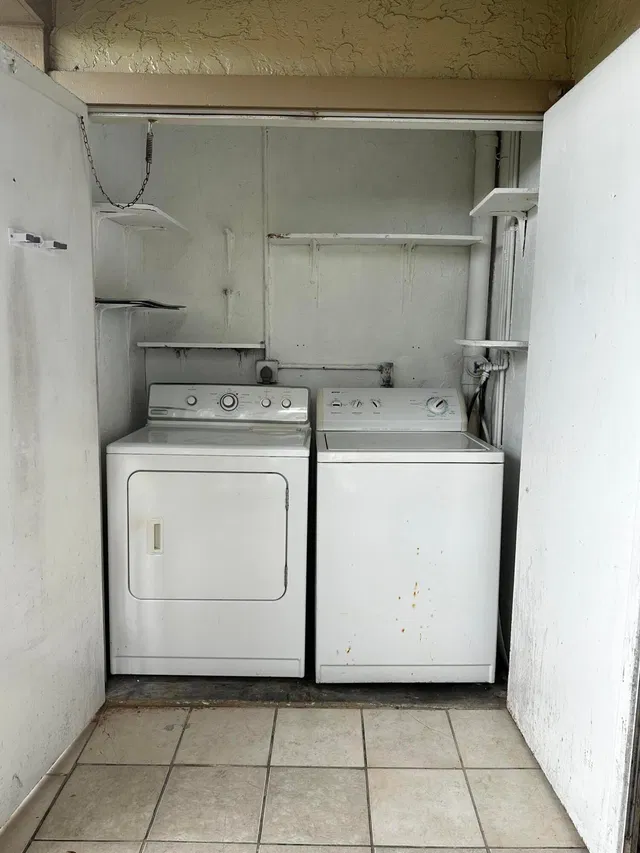 Unit 204 photo 12