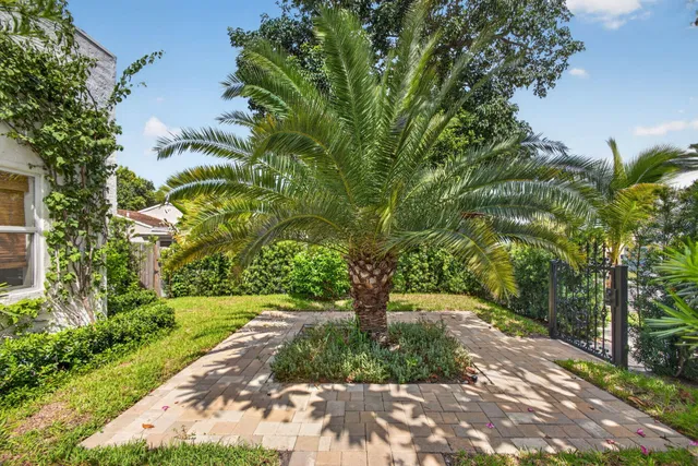 West Palm Beach Residence photo 8
