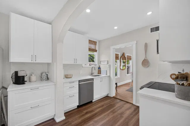 West Palm Beach Residence photo 12