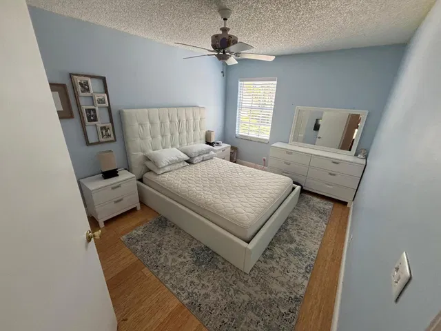 Residence photo 7