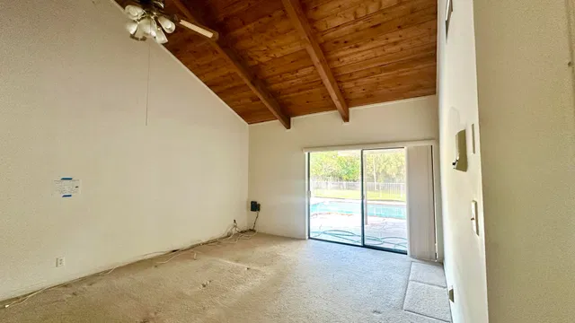 Residence photo 10