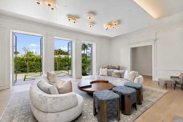 Estate Section Palm Beach Residence photo 10