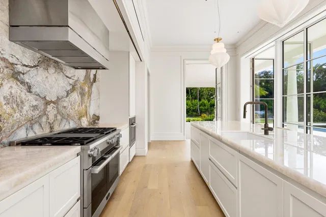 Estate Section Palm Beach Residence photo 14