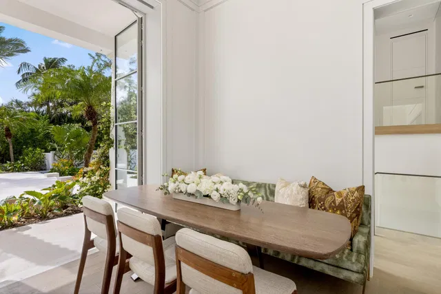 Estate Section Palm Beach Residence photo 19