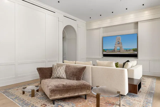 Estate Section Palm Beach Residence photo 25