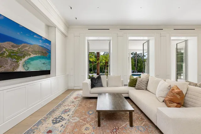Estate Section Palm Beach Residence photo 26