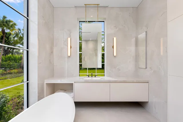 Estate Section Palm Beach Residence photo 33