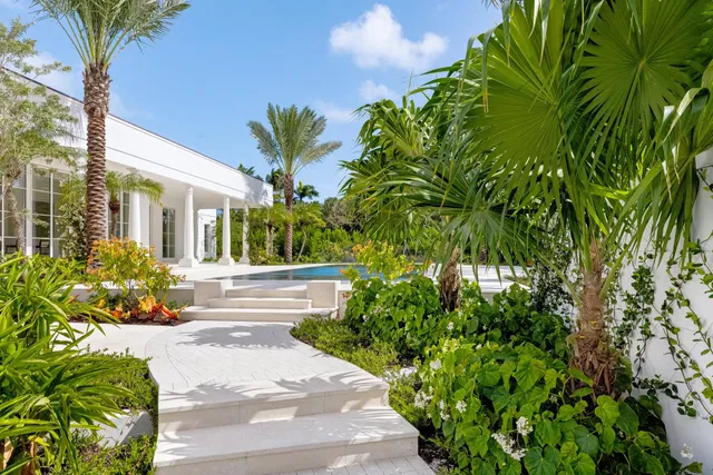 Estate Section Palm Beach Residence photo 54