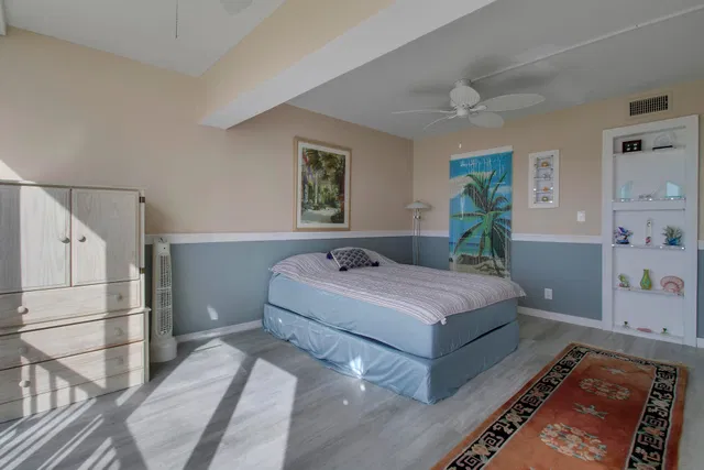  Unit 411 photo 24