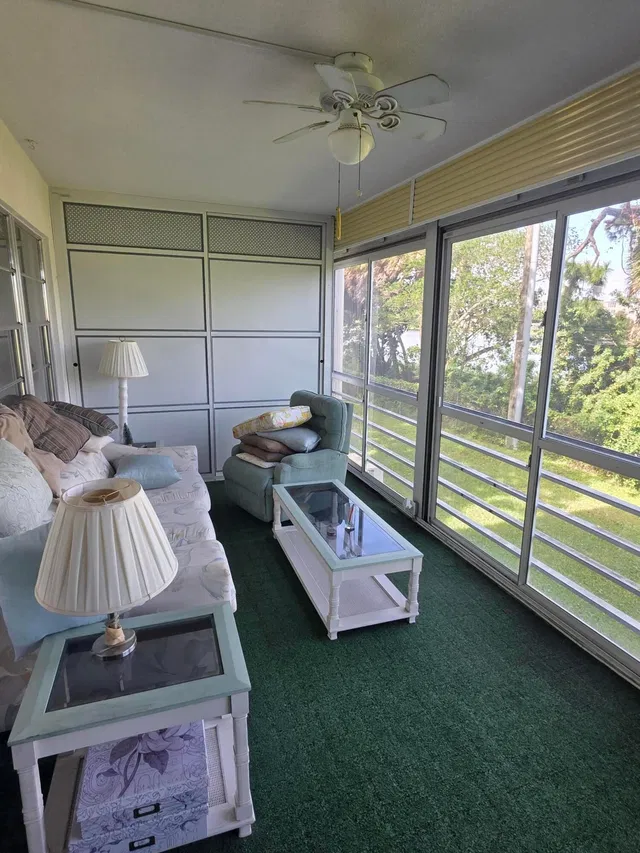  Residence photo 11