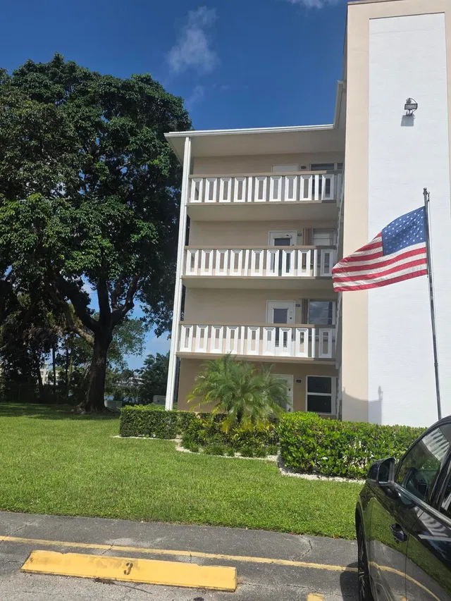  Residence photo 15