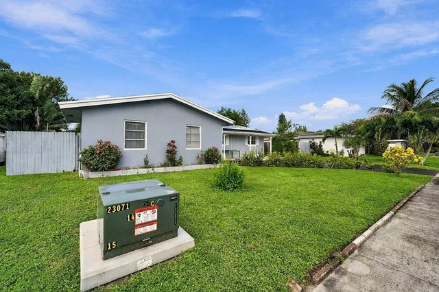 Residence photo 4