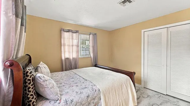 Residence photo 13