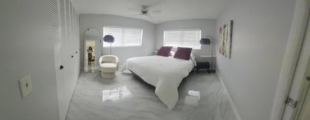 Unit H photo 4