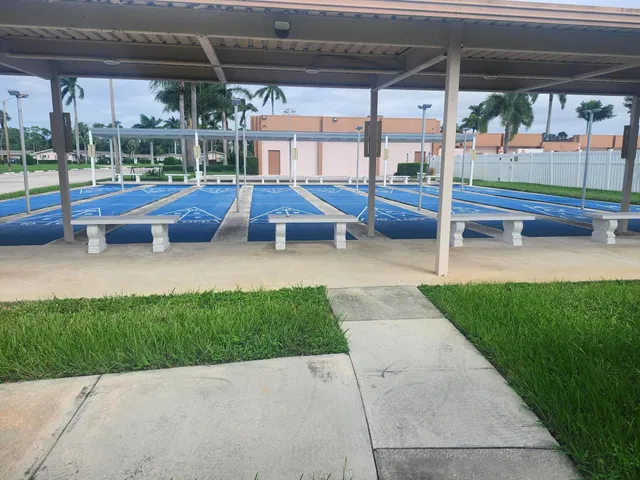 Unit H photo 10